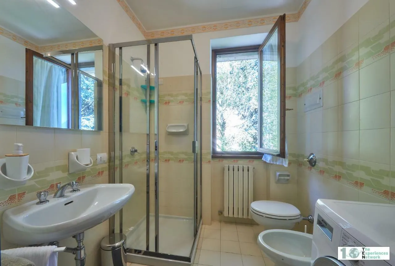 Casa Iris Daire Perledo