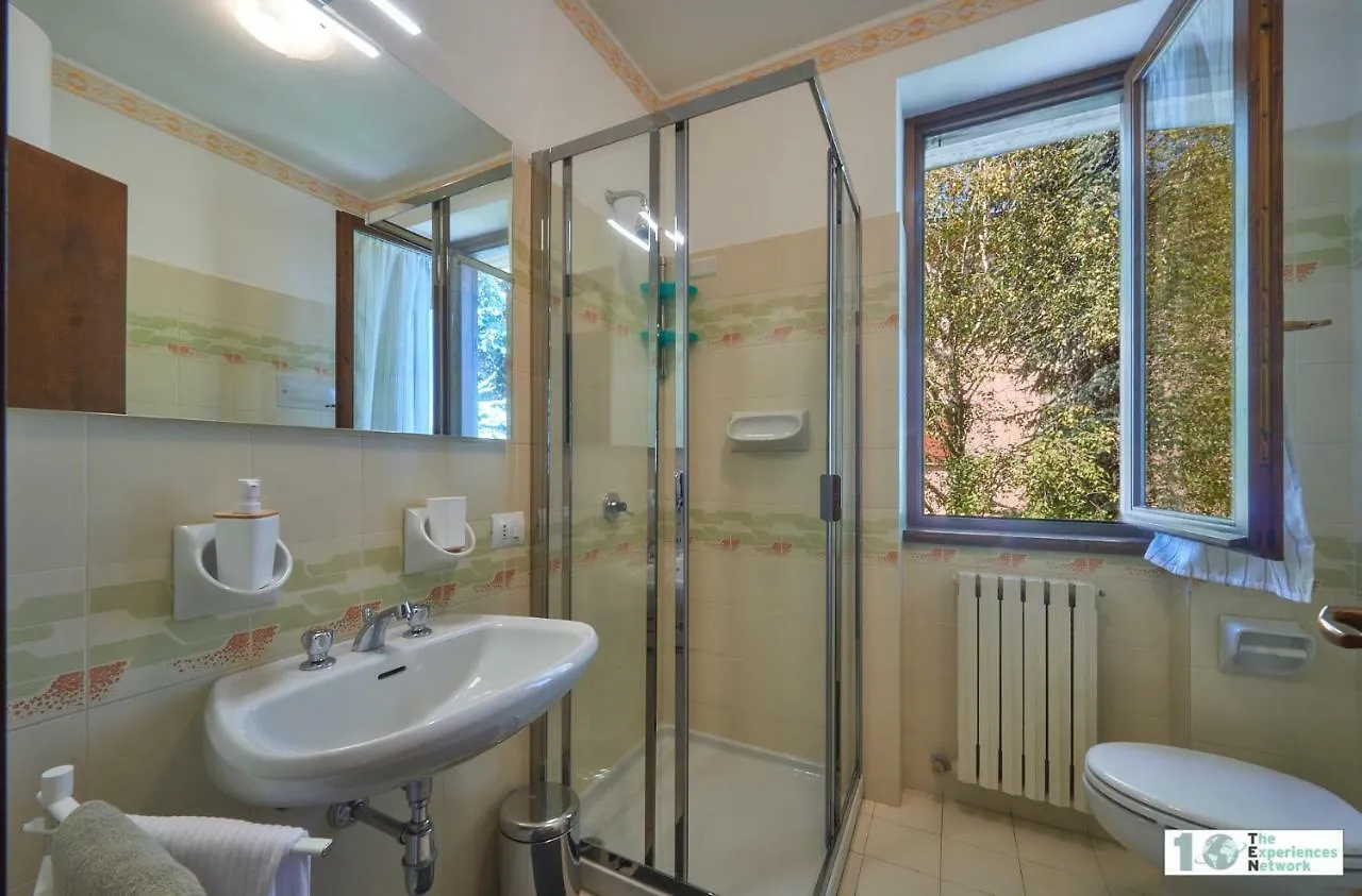 Casa Iris Daire Perledo 0*,  İtalya